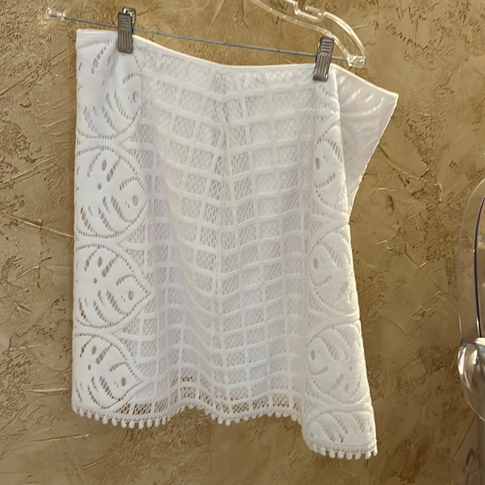 Lilly white lace skirt never worn